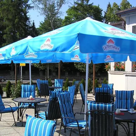 Saechsisches Haus - Hotel & Restaurant Berggiesshubel