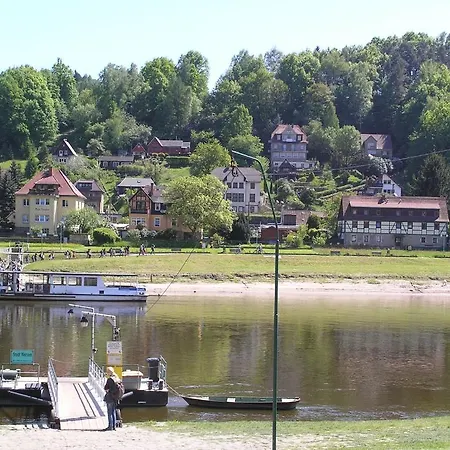 Saechsisches Haus فندق 3*