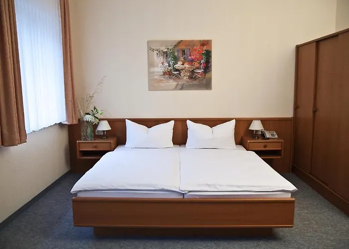 Hotel Saechsisches Haus - Hotel & Restaurant 3*